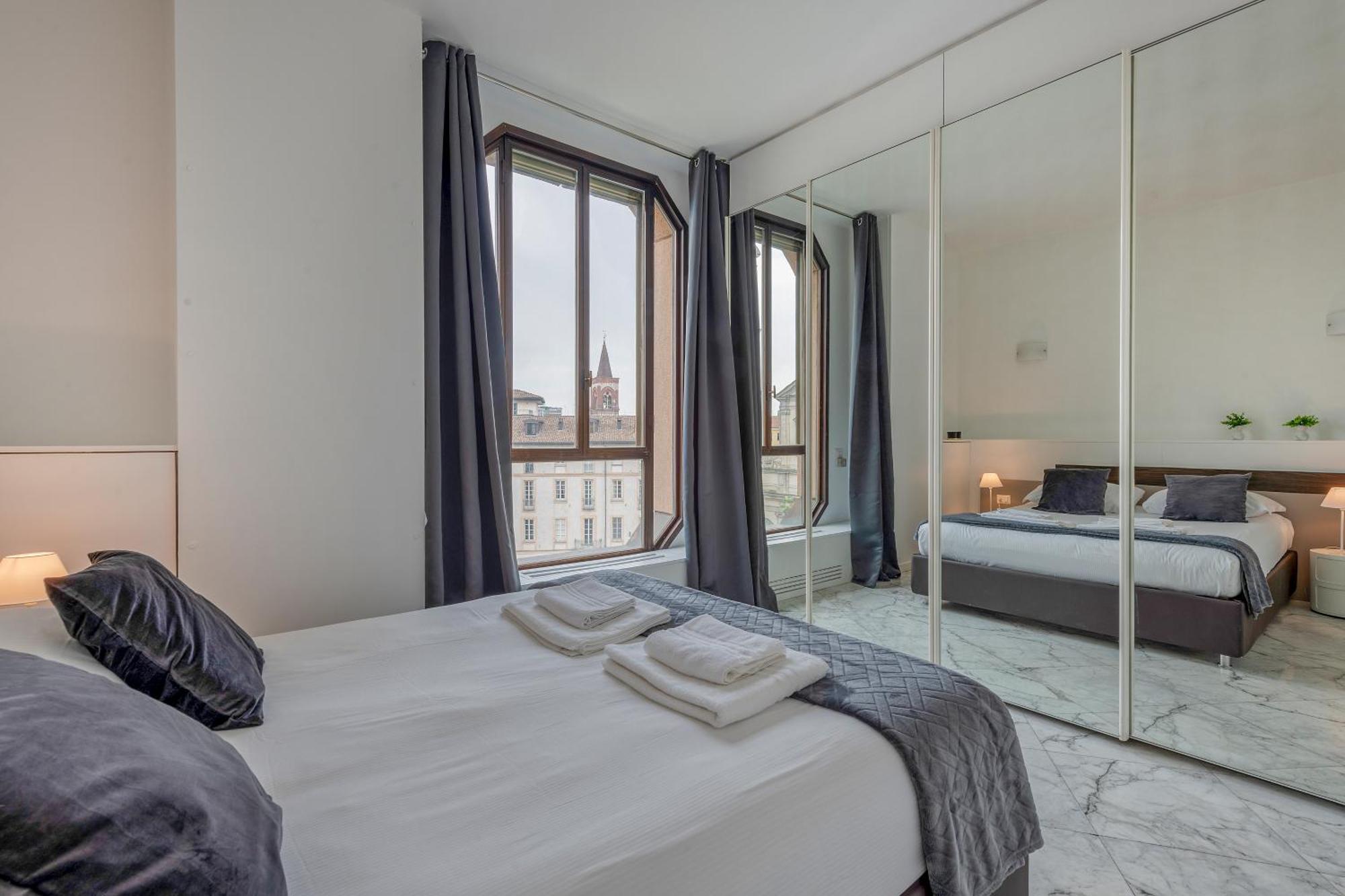 Milan Royal Suites - Duomo Santo Stefano Екстер'єр фото