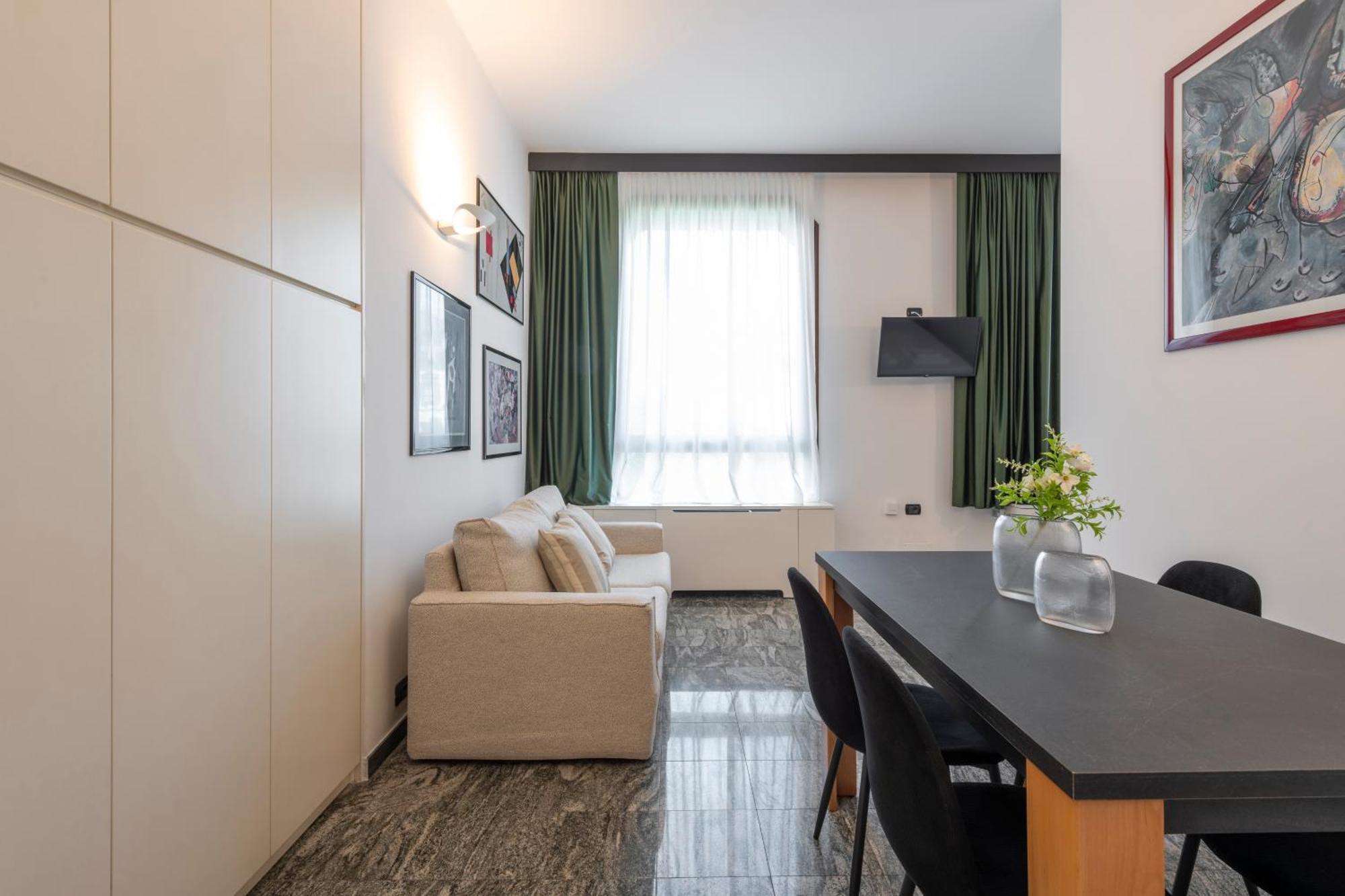 Milan Royal Suites - Duomo Santo Stefano Екстер'єр фото
